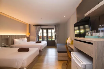 Chambre familiale Deluxe (2 adultes + 1 enfant) — Baan Karon Resort